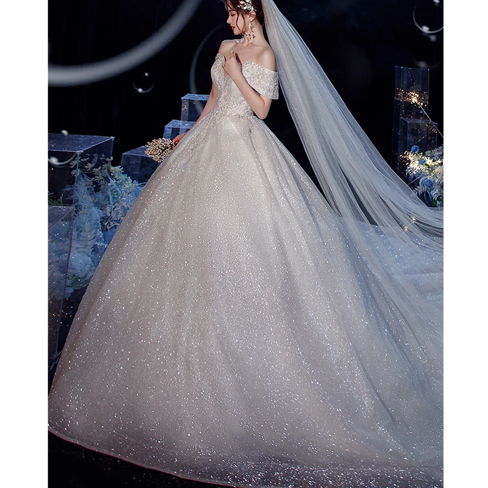 

Женское платье с вышивкой, V-образным вырезом и открытыми плечами