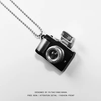 creative camera necklace can make a clicking sound