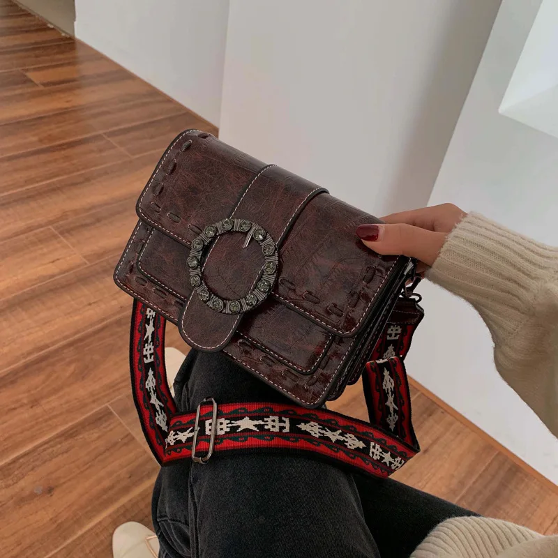 2019 Новый Широкий плечевой ремень Маленькая квадратная сумка модная алмазная