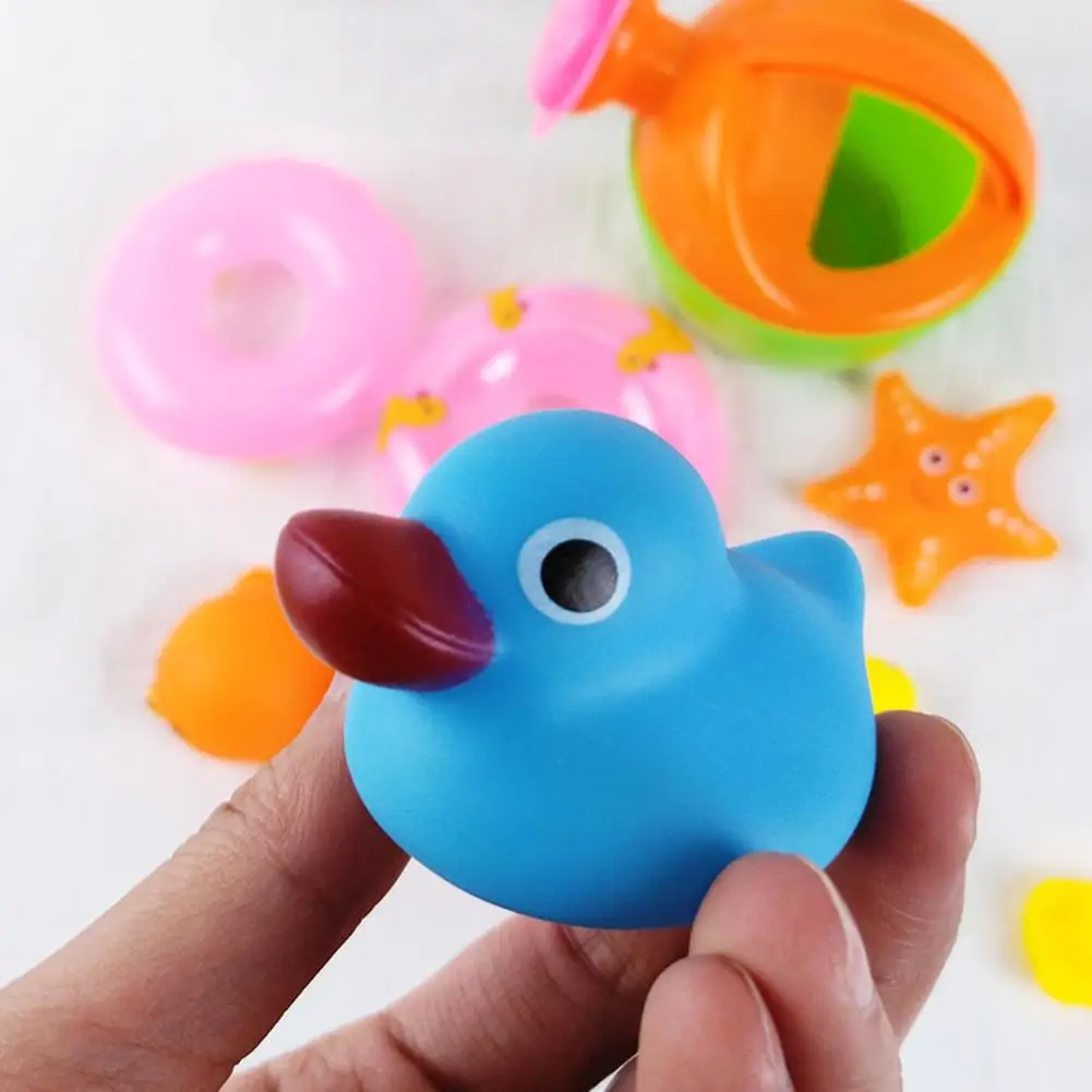 

9Pcs Animal Squeaky Sprinkler Water Spraying Baby Bath Floating Squeezing Toy