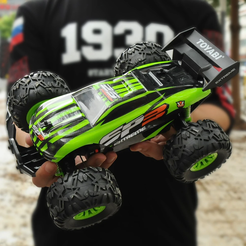 GizmoVine Радиоуправляемая машина 2 4G 1/18 Monster Truck машинка с дистанционным управлением