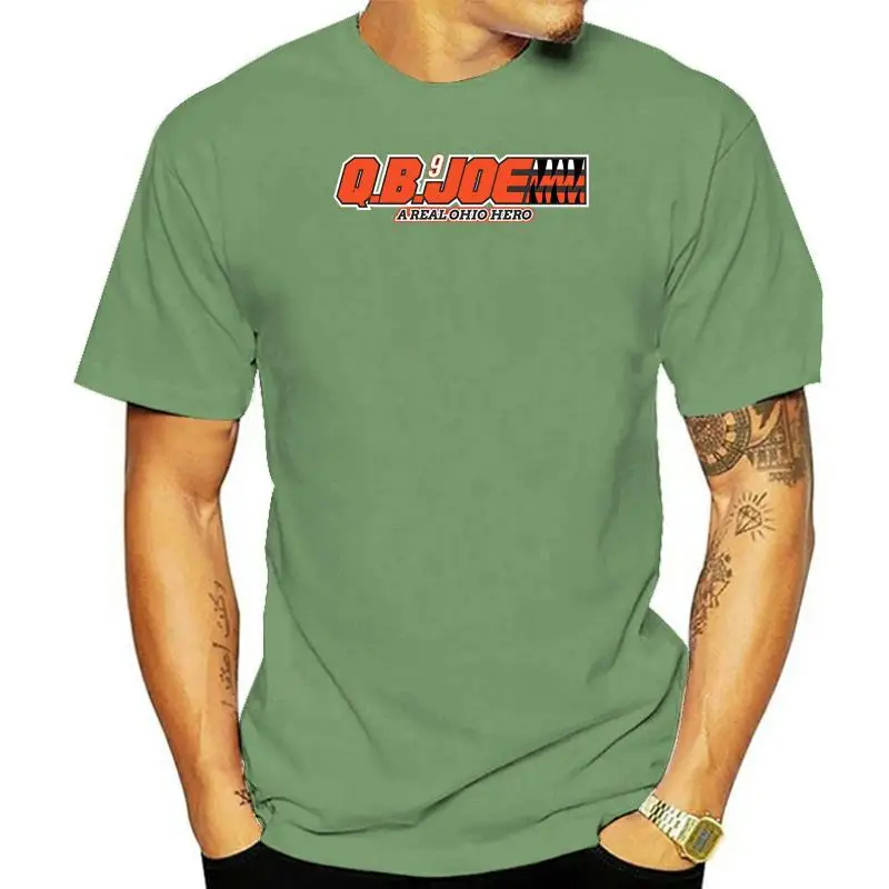 

Q B Joe Burrow Men's T-Shirt