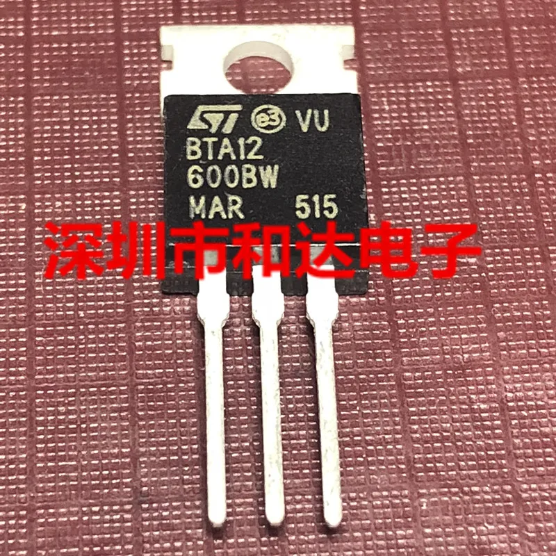 

От BTA12-600BW до-220 600 в 12 А