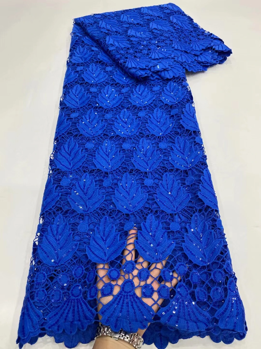 

Royal Blue African Lace Fabric Nigerian Milk Silk Lace Tulle Mesh Lace Fabric French Cord Lace For Party Wedding Dress LDP21215A