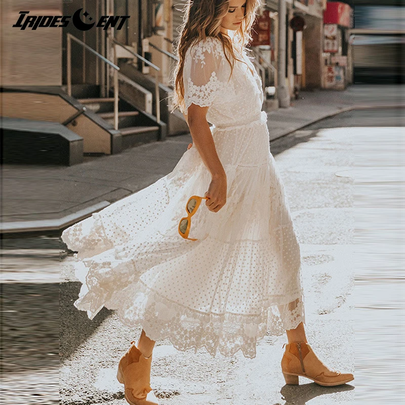 Женское кружевное платье элегантное трапеция на пуговицах однотонное с коротким