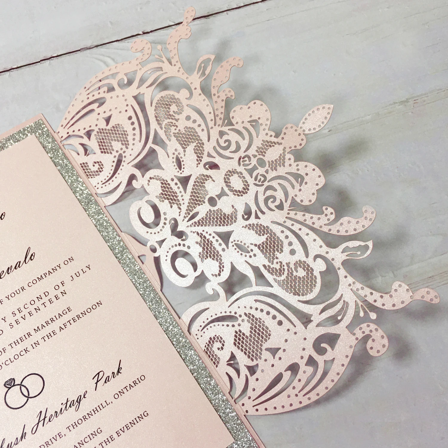 Online Laser Cut Hochzeit Einladungen Romantische Rosa Einladung Karten Mit Umschläge 5x7 Inch - Set Von 50 Stücke
