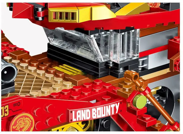 

New 858pcs Land Bounty Truck Model Building Blocks with Figures DIY Bricks Toys for Children