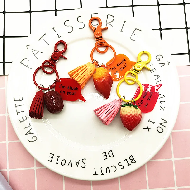 

2020 Fruit Strawberry Roasted Sweet Potato Red Dates Key Chain Cute Bag Car Accessories Keychain Beautiful Trinket Gift Keyring