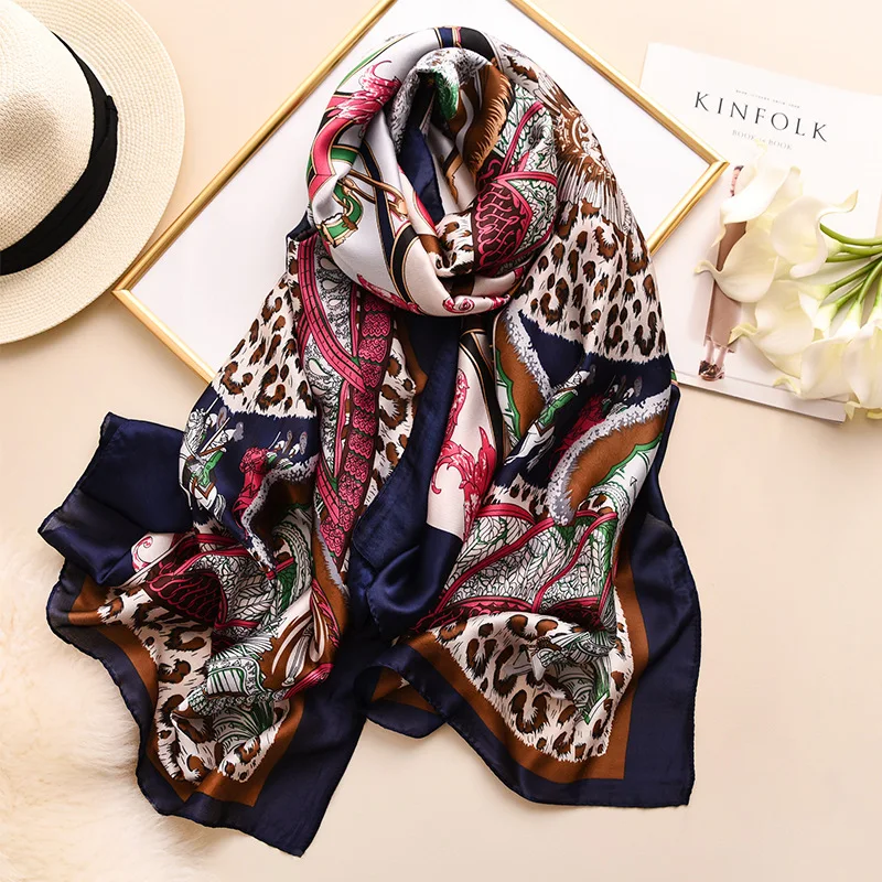 

2021 Spring New Female Sillk Scarf Hijabs Women Fashion Print Bandana Headband Big Shawls and Wrap Pashmina Foulard Echarpe