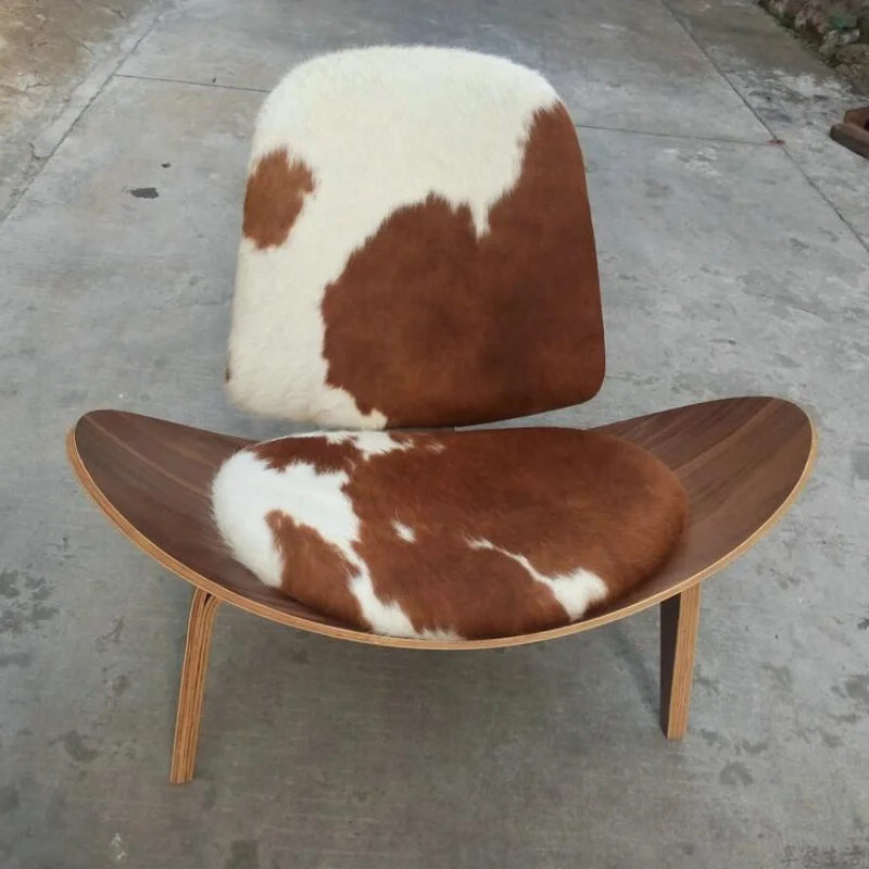 Стул с трехножной обивкой из ясеня/грецкого ореха воловьей кожи | Мебель