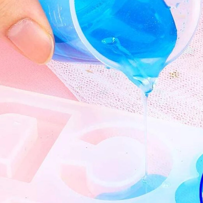 

1 Set Resin Mixing Cups+Epoxy Mixing Cup and Sticks+100ml Measuring Cups Tweezer J60E