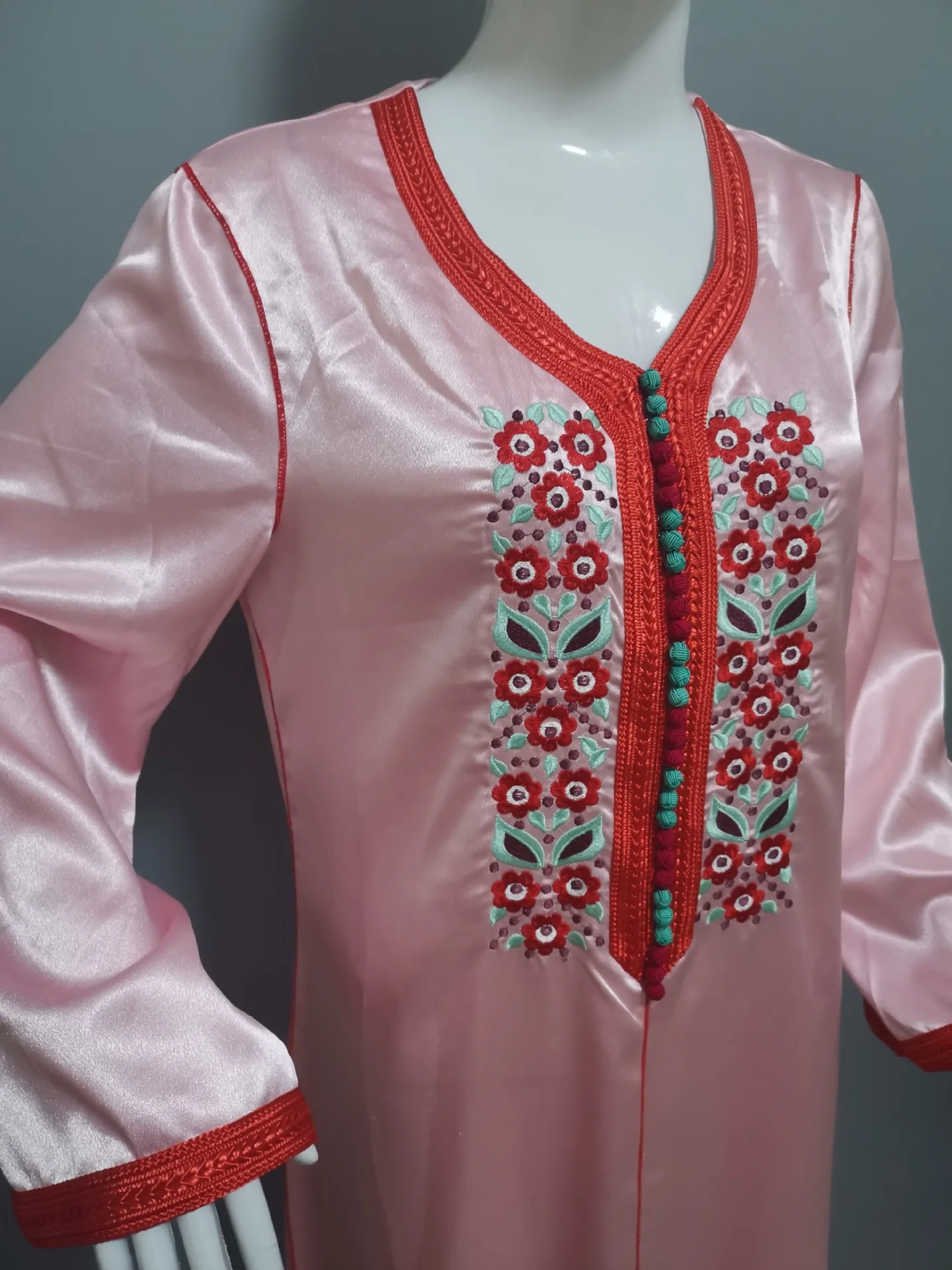 Abaya Dubai Jalabiya Long Pleated Muslim Dress Abayas for Women Floral Embroidery Islamic Arabic Evening Party Kaftan Moroccan