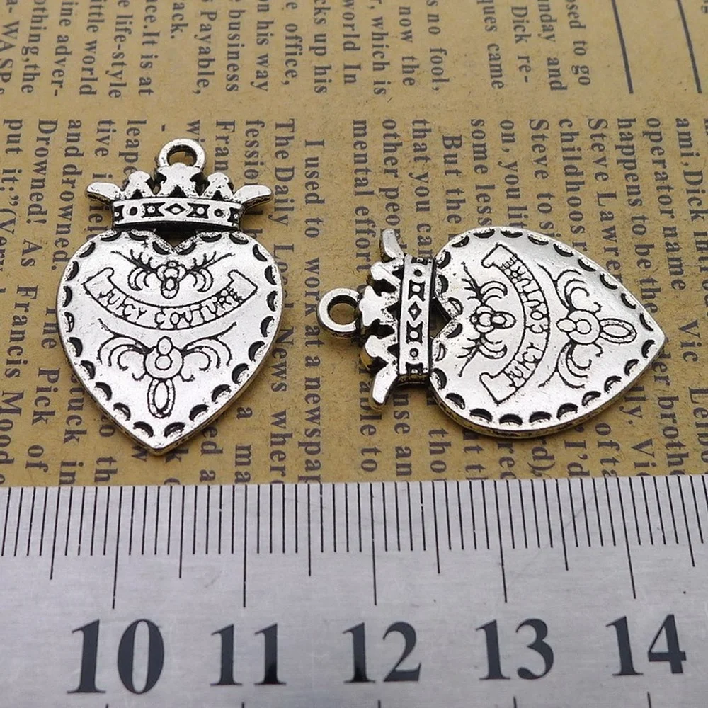

50pcs Heart Crown Charms 20mm x 30mm DIY Jewelry Making Pendant Antique Silver Color