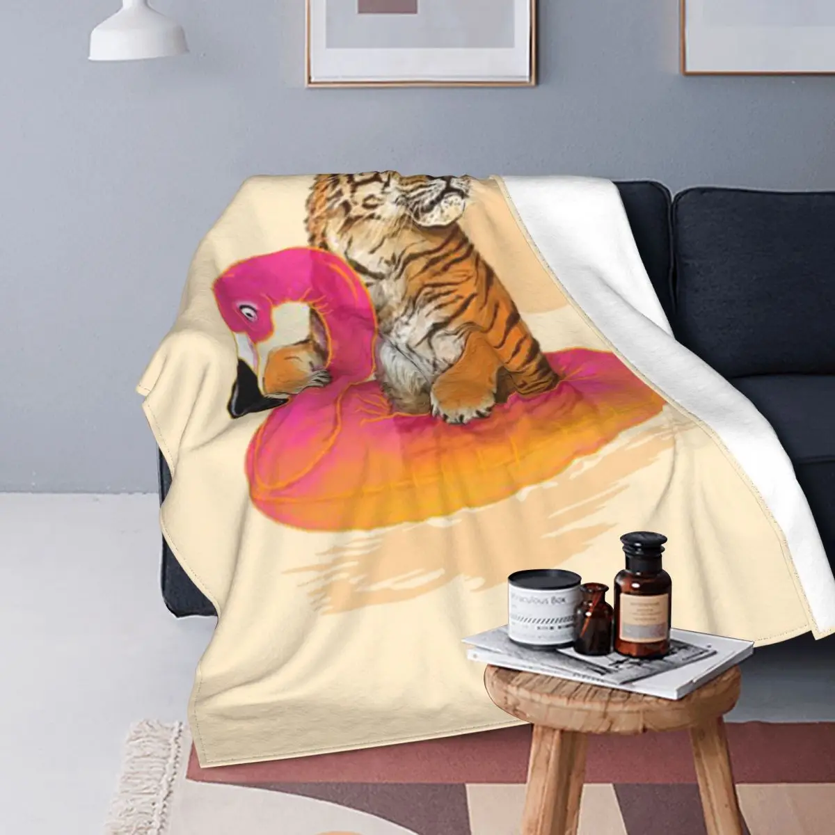 

Chillin Flamingo Tiger Blanket Animals Pattern Cheap Fluffy Bedspread Fleece Car Super Soft Blanket