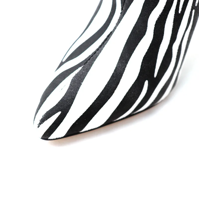 Ботильоны в полоску украшенные перьями и зеброй женские сапоги на прозрачном