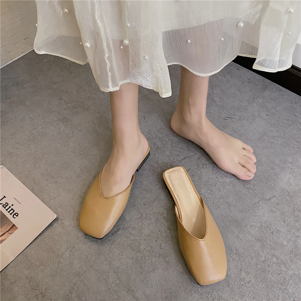 

SLHJC Women Leather Slippers Retro Square Toe Mules Shoes 2020 Summer Lady Low Heel Fashion Sandals Slip On Drags