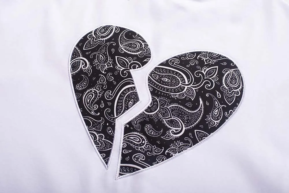 

UNCLEDONJM Heart Graphic t shirt Hip Hop Streetwear Oversized Tshirt Harajuku Summer Cotton Tops Tees men clothing AW036