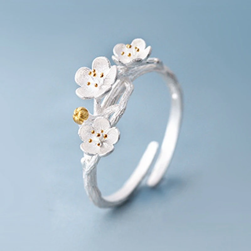 

Adjuestable Size Luxury Romantic Love Flower Silver Coating Ring for Women Charm Bands Fashion Jewelry Gifts