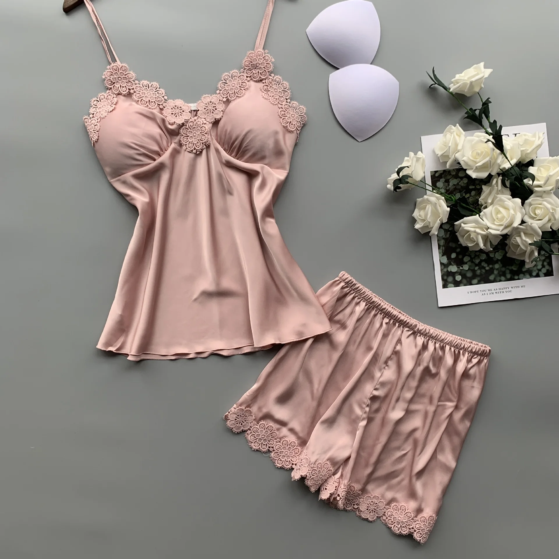 Ice Silk Pajamas Woman Sexy Camisole Shorts Twinset Pijama With Chest Pad Spaghetti Strap Sleepwear
