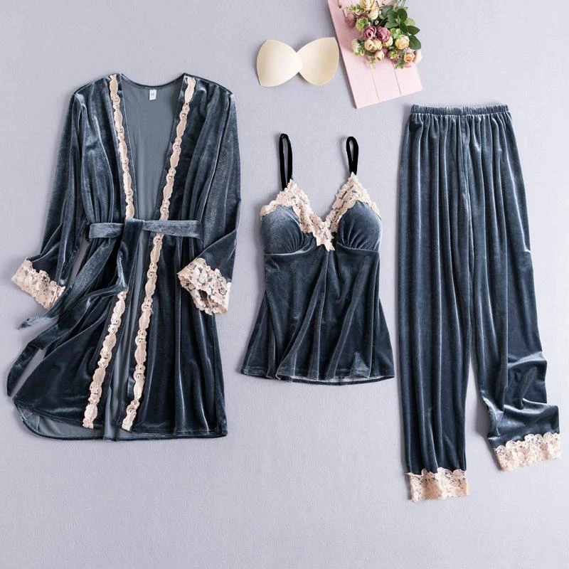 Женский велюровый Пижамный костюм из 3 предметов с кружевными вставками мягкий