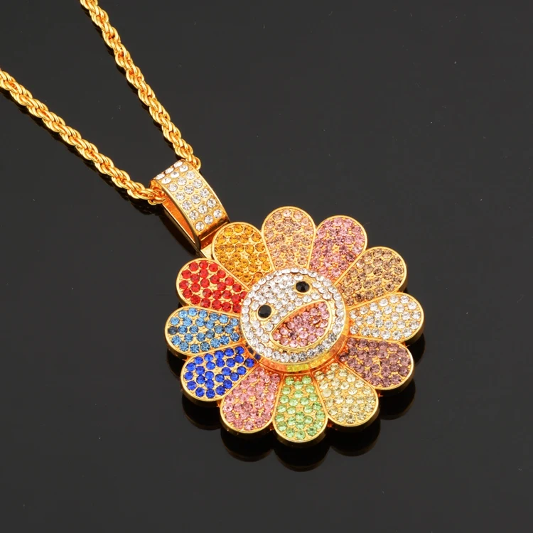 

Pendants Fashion Sunflower necklace smile long chain Men's and women's gifts