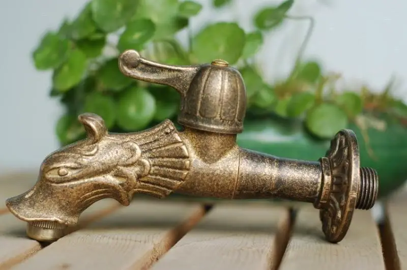 

Free Shipping Dragon Animal Shape Garden Bibcock Rural Style Antique Bronze Dragon Tap with Decorative Outdoor Faucet for Garden