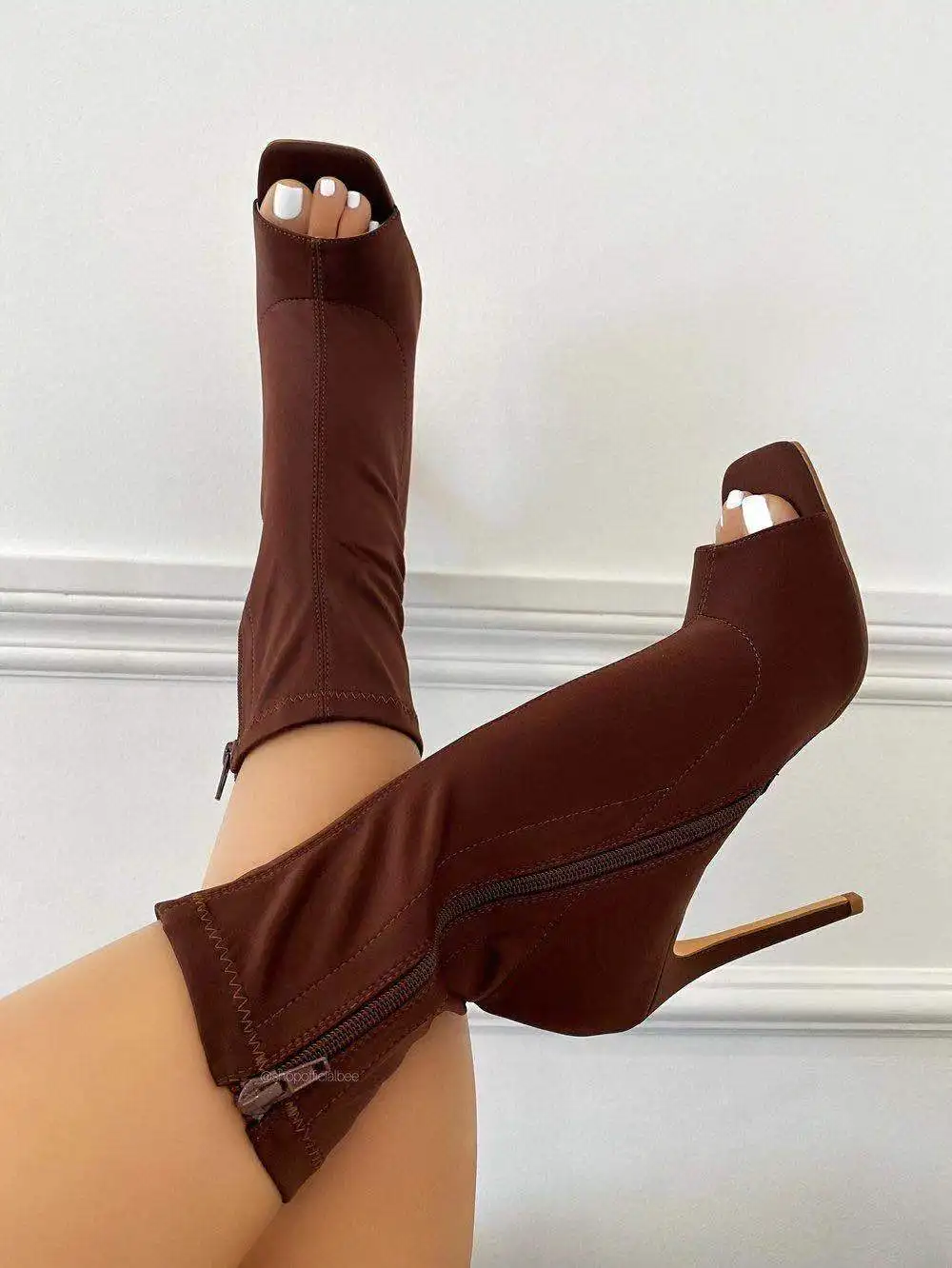 Женские сапоги выше колена Женская обувь на высоком каблуке сандалии-гладиаторы