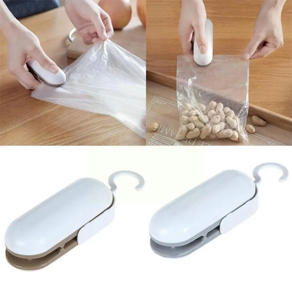 

Mini Portable Sealing Machine Household Hand Pressure Sealer Sealing Snack Sealing Clip Hook Sealer Entrainment Kitchen Jap S8y4