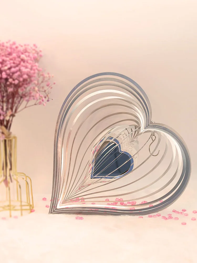 

Металлические 3D вращающиеся спиральные колокольчики в форме сердца, подвесные Спиннеры с спиральным хвостовым шариком, Декор для дома, сад...