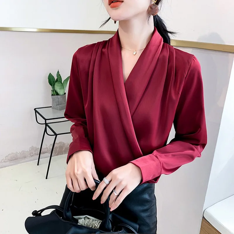 

2021 ladies satin silk shirt elegant loose V-neck long-sleeved shirt women fashion casual Korean style temperament top