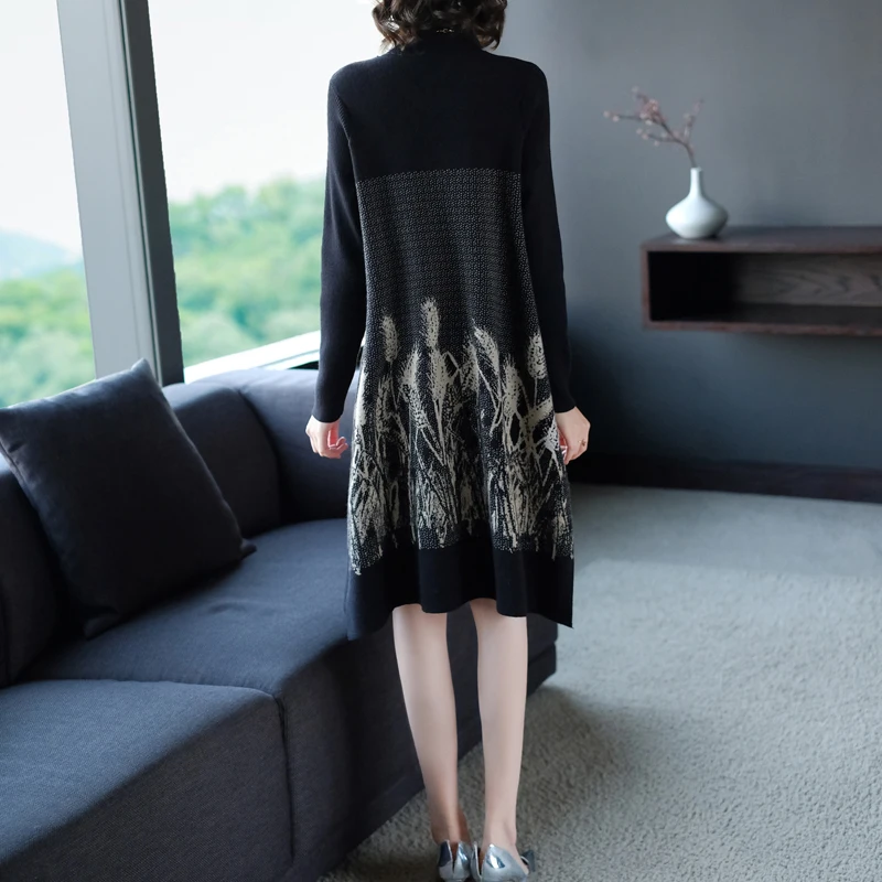 

Vintage Flower Jacquard Knitted Dress 2021 Autumn Winter New Female Elegant Long Sleeve Loose Knitwear Sweater Dresses for Women