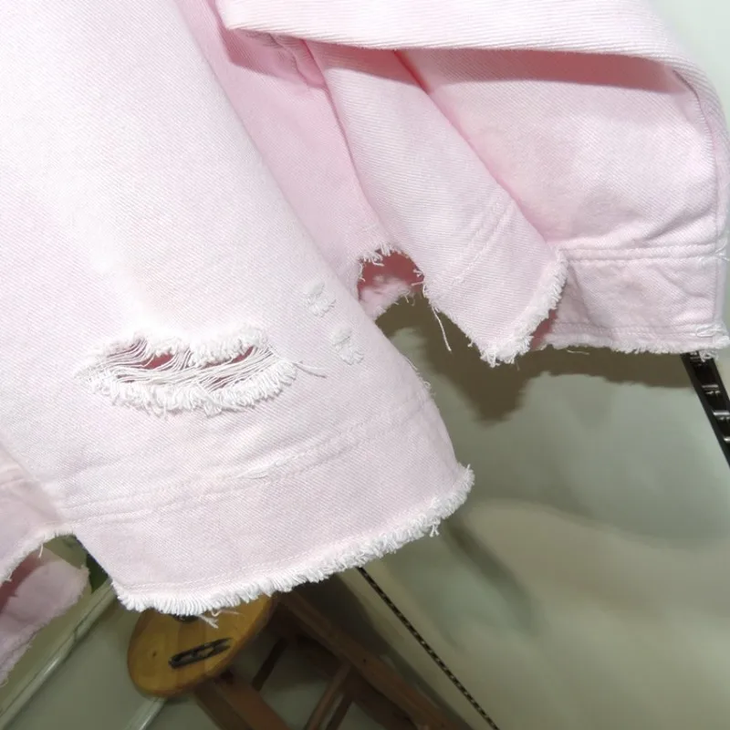 

Casual Long Sleeve Female Denim Coats Autumn New Korean Loose Boy Friend Style Hole Ripped Lovely Embroidery Women Short Jackets