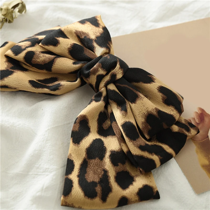 Leopard Printed Bowknot Hairpins Women Hair Clips Metal Barrettes Satin 3 Layers Butterfly Bow Hairpin Fashion Accessories |