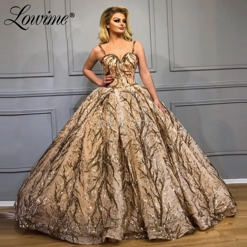 Блестящее бальное платье в стиле Саудовской Аравии для выпускного вечера