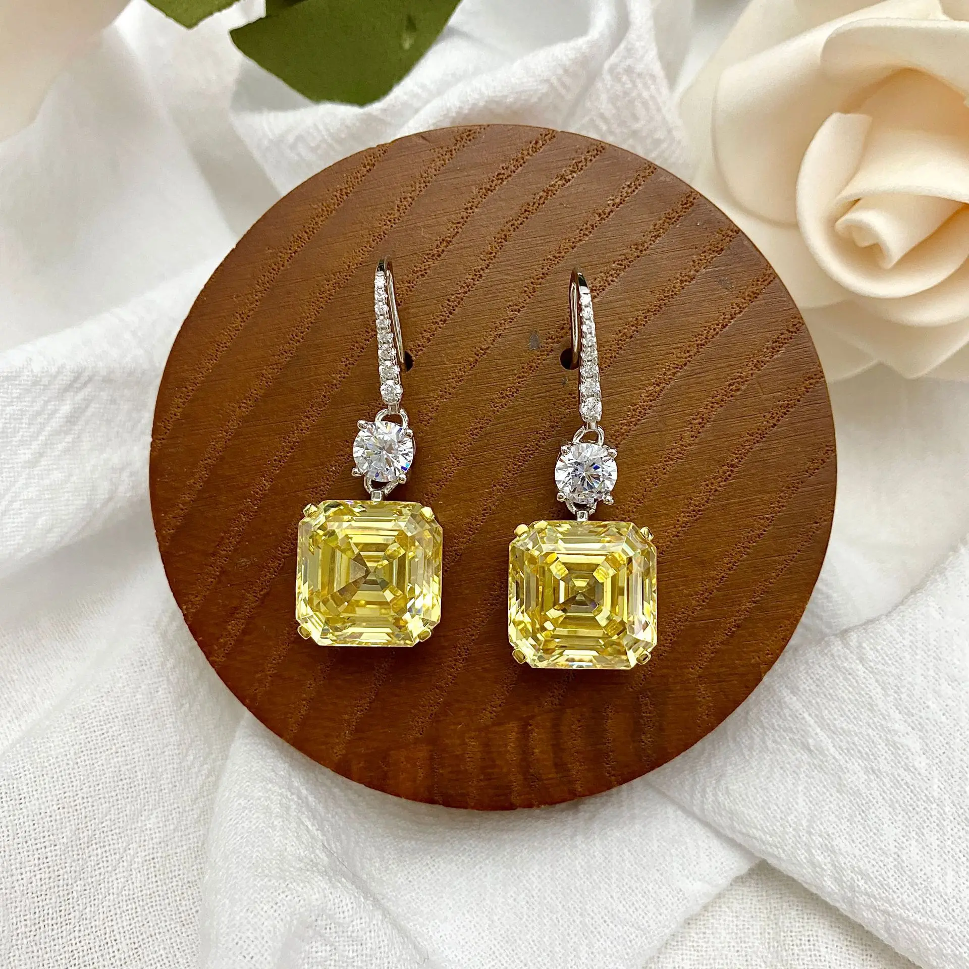 

Square Yellow Diamond Earrings for Women and Girls Silver S925 Ear Stud