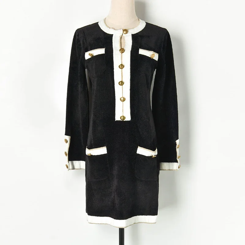 Женское трикотажное платье свитер Черное и белое Повседневное джемпер с вырезом