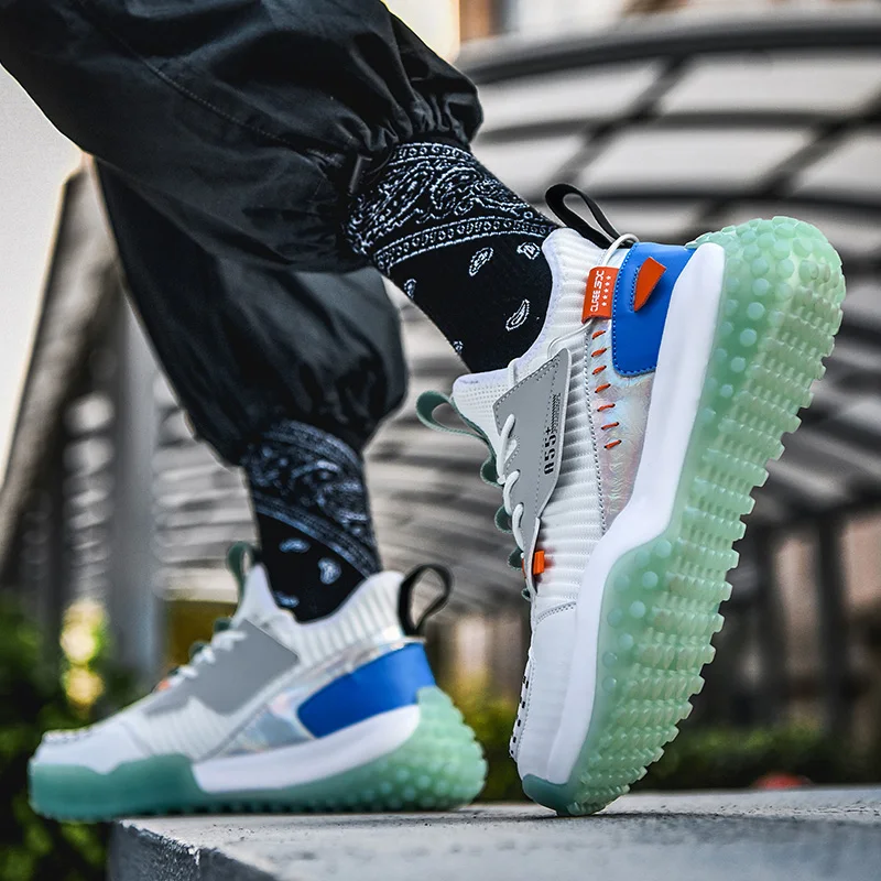 

Spring New Man Sports Shoes High Quality Mens Sneakers Outdoor Non-slip Men Casual Shoes Rubber Hard-Wearing Men Jogging Shoes