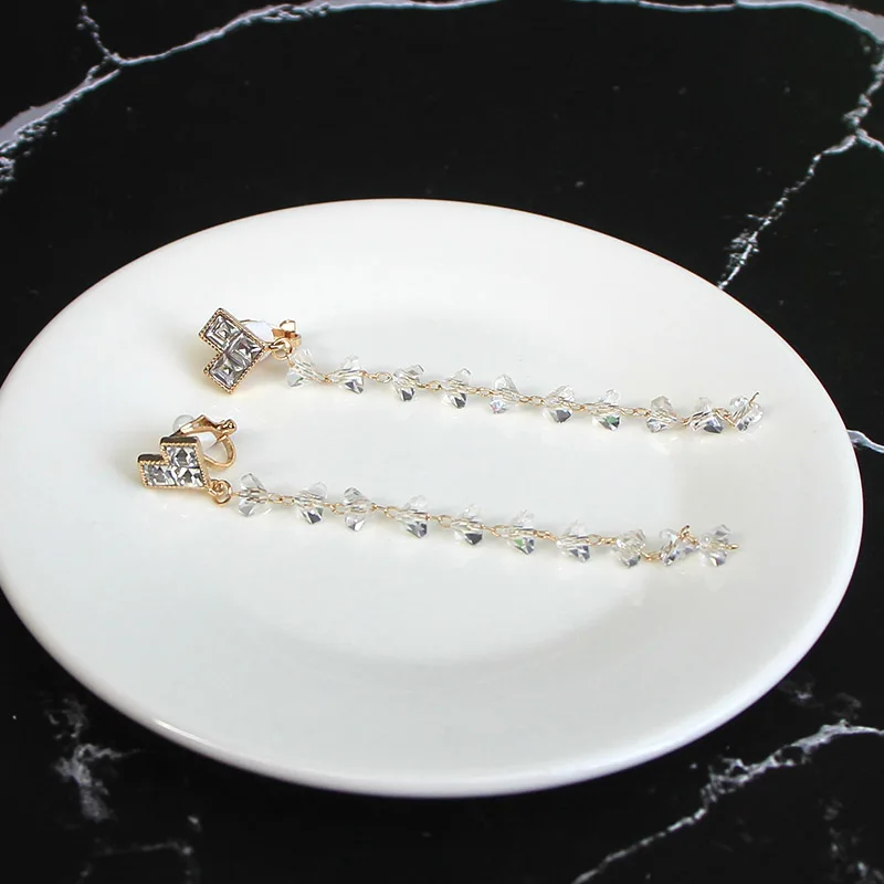 Серьги гвоздики с кристаллами удлиненная прозрачная Подвеска для пирсинга в