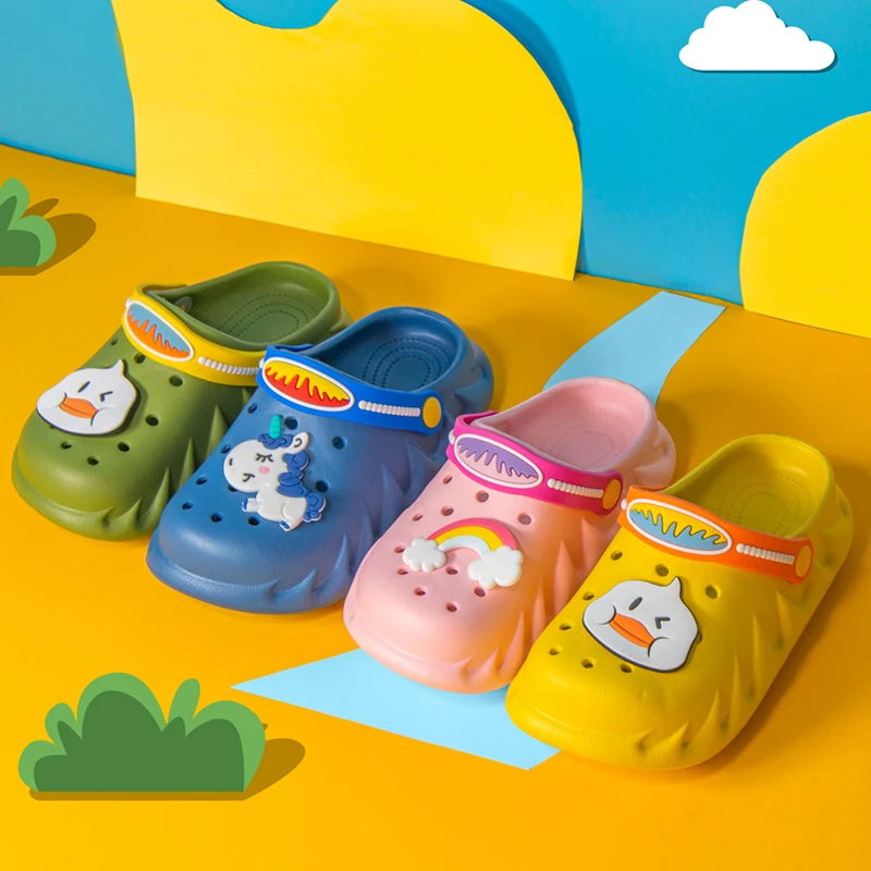 

Сандалии Детские с мультяшным принтом утка, Нескользящие, мягкая подошва, высокие эластичные, удобная летняя обувь для сада, тапки радуги