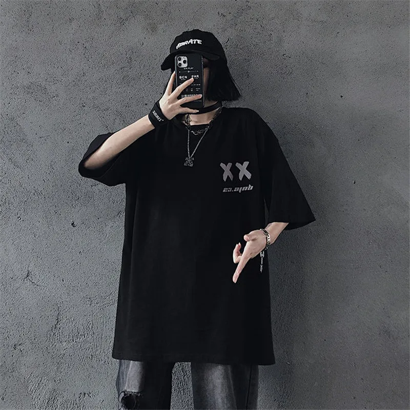 

Black Reflective Tshirt Streerwear Japan Cartoon Loose Tops Summer Cool Tees Causal Harajuku Oversize Punk Youth T Shirts Women