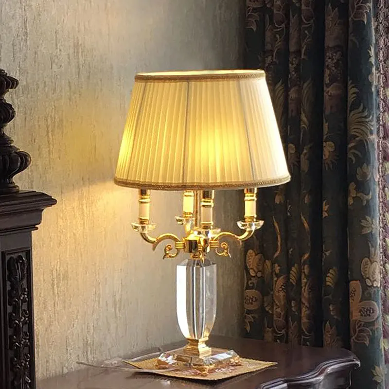 Настольная лампа в европейском стиле для гостиной Большой Диван модель