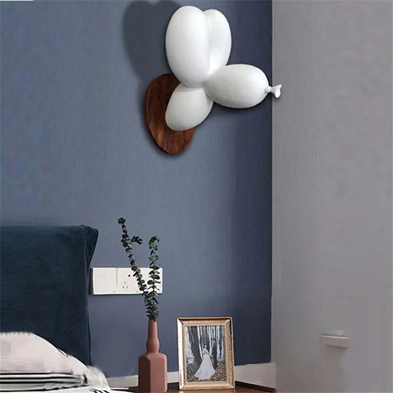 

American Craftwork Dog Head Hanging Ornaments Balloon Art Dog Sculpture Decorative Home Living Room Bedroom Wall Hanging A1715