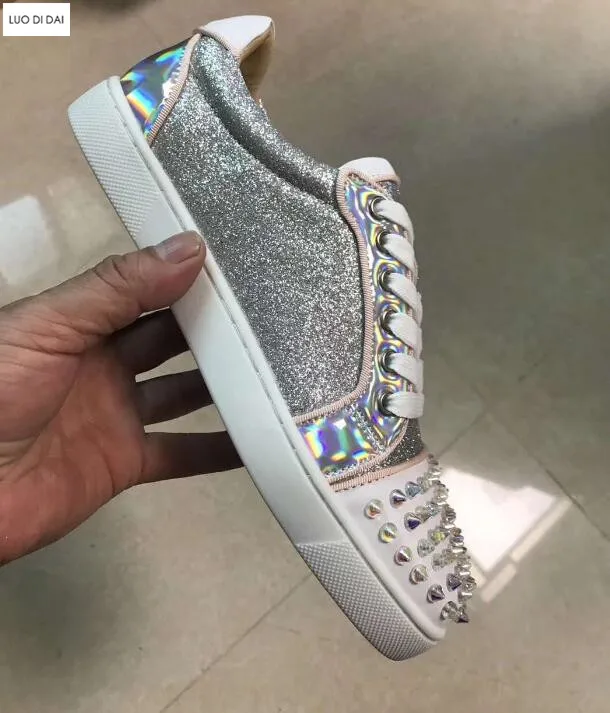 Мужские кроссовки на шнуровке Разноцветные Повседневные с шипами лоферы