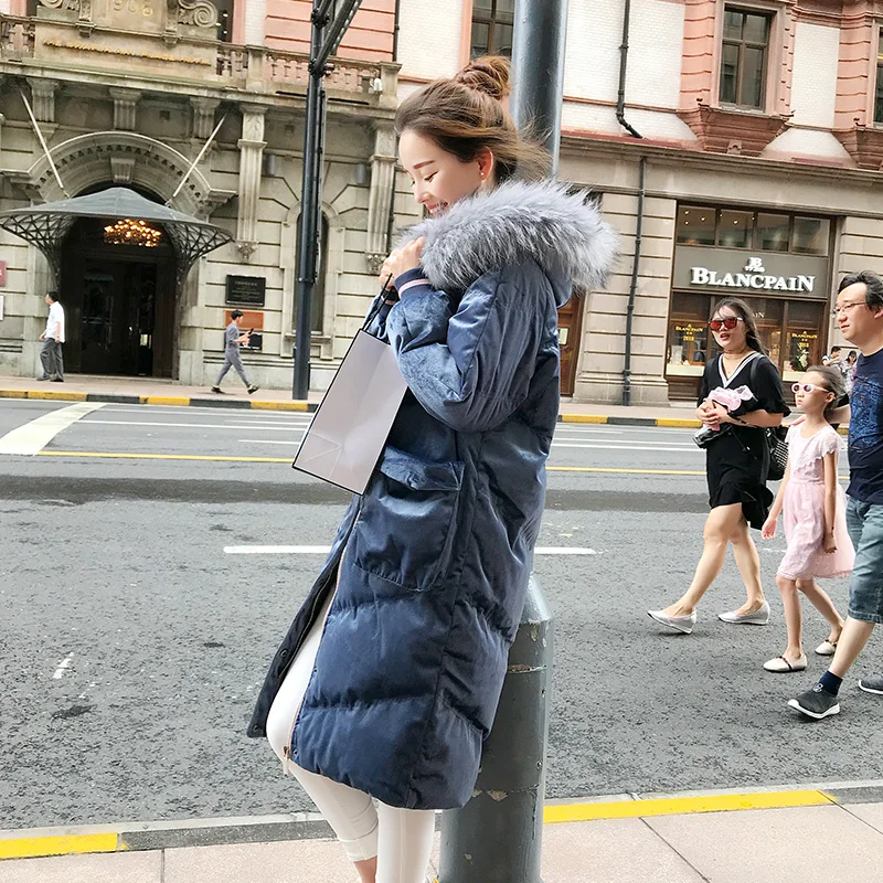 Женский пуховик на белом утином пуху длинная теплая куртка с капюшоном из