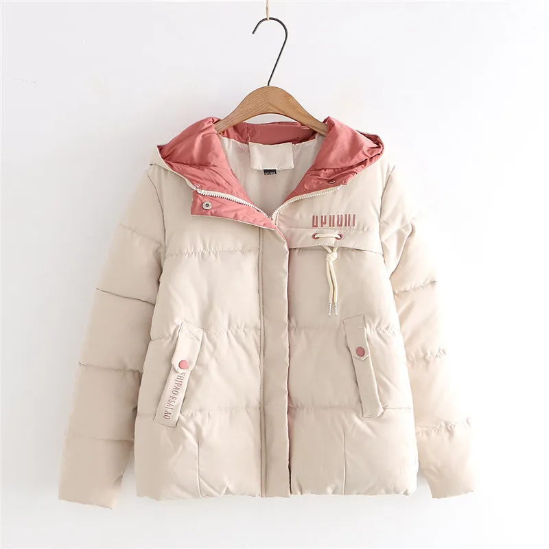 Зимняя короткая парка размера плюс Женская Корейская свободная Толстая ватная