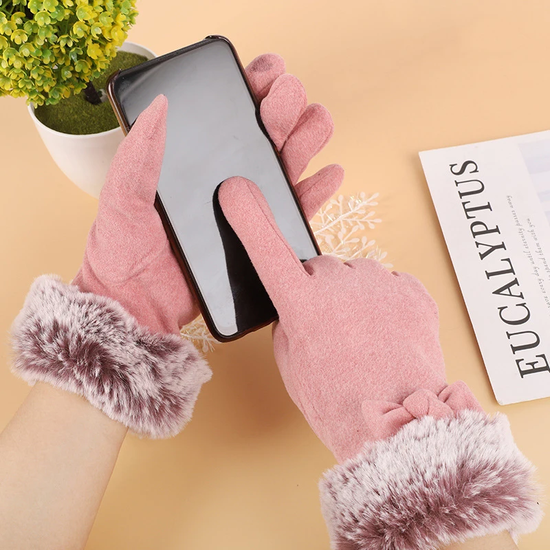 

Fashion Women Winter Warm Suede Leather Touch Screen Glove Female Faux Rabit Fur Embroidery Plus Velvet Thick Driving Gloves