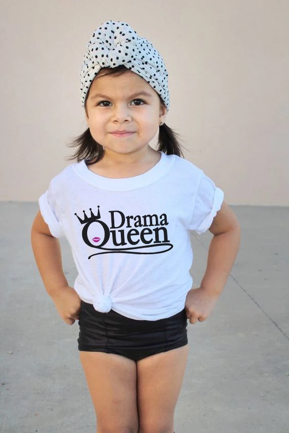 Забавные рубашки для девочек с изображением драмы королевы Летняя футболка