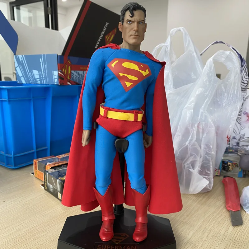 

Crazy Toys DC Superman Action Figure 1/6 Movable Justice League Model Toys