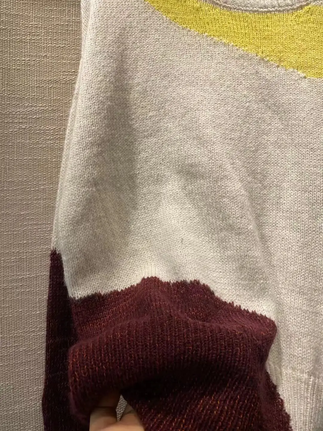 

2020 Autumn and Winter New Round Neck Pullover Knitted Sweater Color Matching Loose Sweater Women
