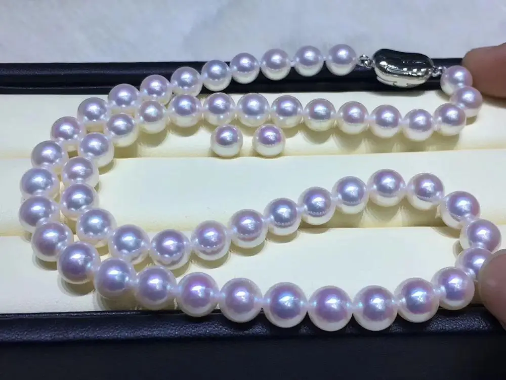 

elegant AAA8.5-9mm round AKOYA white pearl necklace 18inch &earring 14k